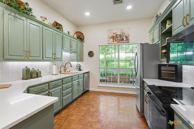 1214 Indian Trail, Salado, TX 76571