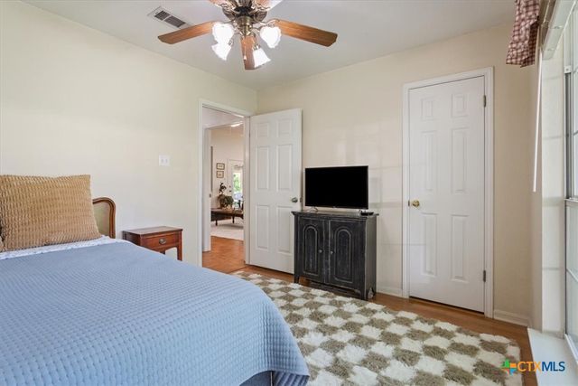 1214 Indian Trail, Salado, TX 76571