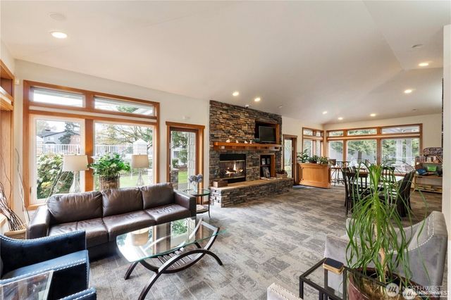11130 SE 208th Street #A103, Kent, WA 98031