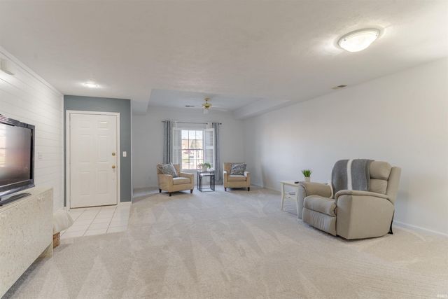 8177 Cobblestone Court, Newburgh, IN 47630