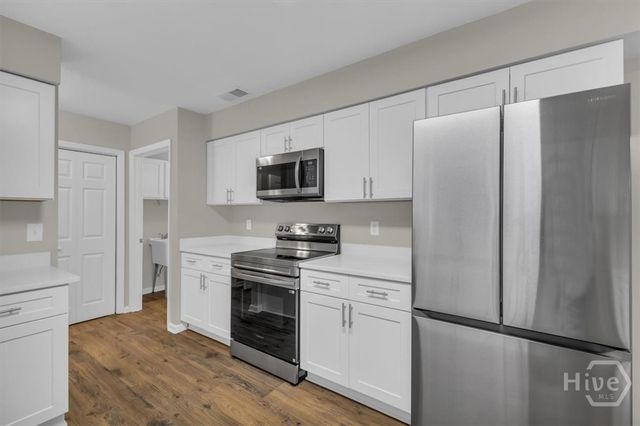 3 Windjammer Way, Savannah, GA 31419