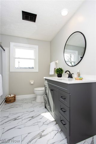 456 Township Road 700, Polk, OH 44866