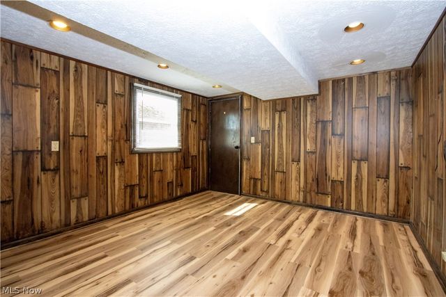 456 Township Road 700, Polk, OH 44866