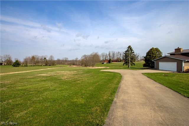 456 Township Road 700, Polk, OH 44866