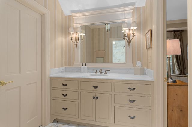 7 Breckenridge, Nashville, TN 37215