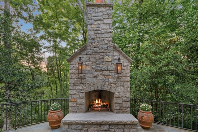 7 Breckenridge, Nashville, TN 37215