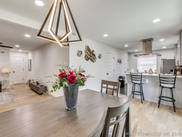 3431 S 116th Place, Tulsa, OK 74146