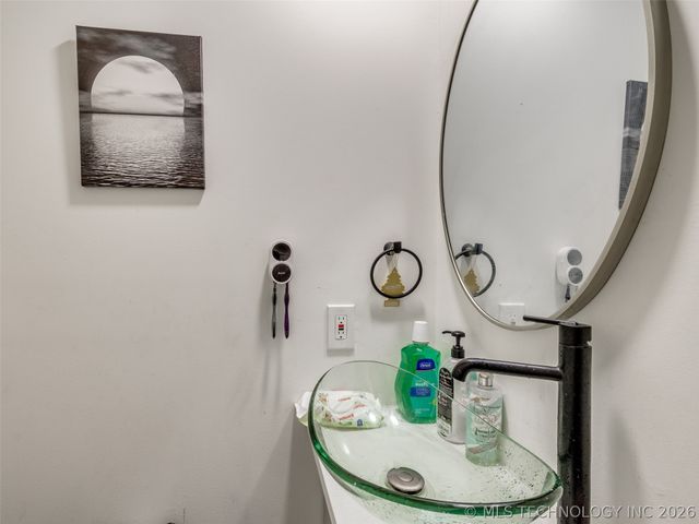 3431 S 116th Place, Tulsa, OK 74146