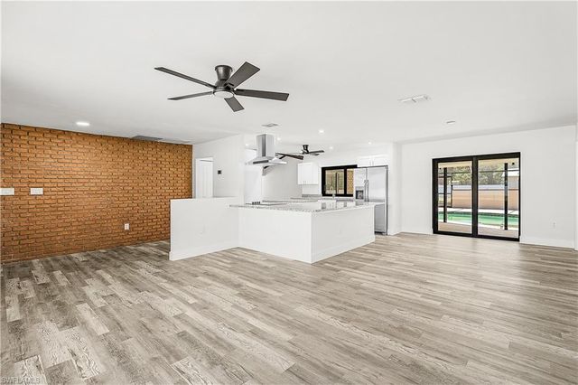 1402 Jefferson AVE, Lehigh Acres, FL 33972