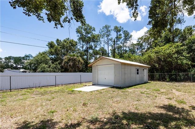 1402 Jefferson AVE, Lehigh Acres, FL 33972