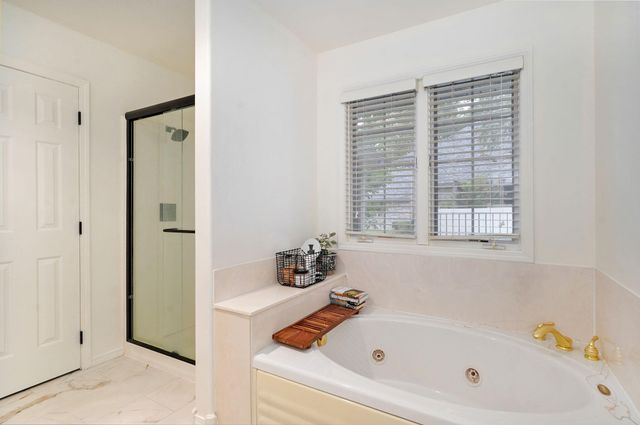 2433 East Virginia Street, Republic, MO 65738