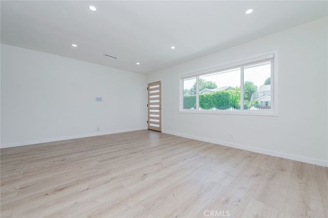 4534 Lennox, Sherman Oaks, CA 91423