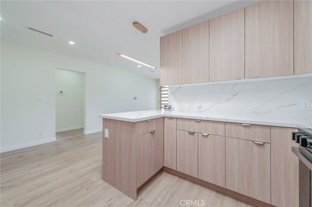 4534 Lennox, Sherman Oaks, CA 91423