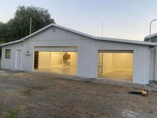 114 N Ross Lane N, Medford, OR 97501