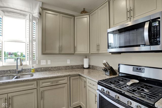 5728 Mahogany Drive, Noblesville, IN 46062