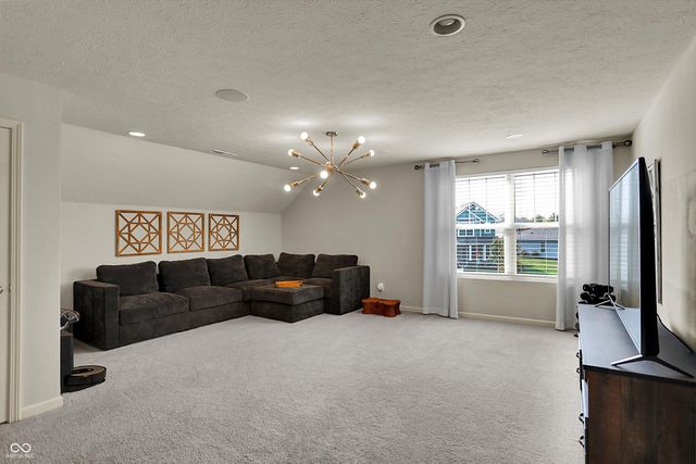 5728 Mahogany Drive, Noblesville, IN 46062