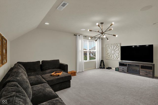 5728 Mahogany Drive, Noblesville, IN 46062