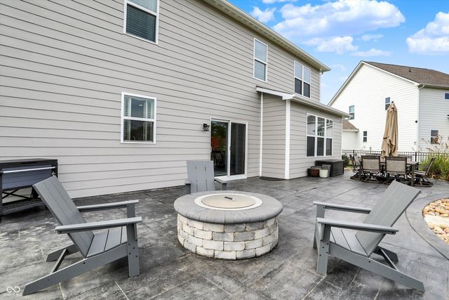 5728 Mahogany Drive, Noblesville, IN 46062