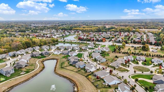 5728 Mahogany Drive, Noblesville, IN 46062