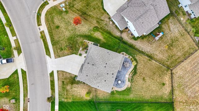 5728 Mahogany Drive, Noblesville, IN 46062