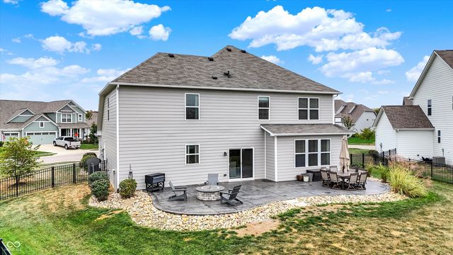 5728 Mahogany Drive, Noblesville, IN 46062