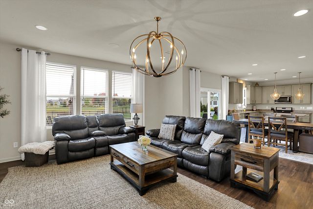 5728 Mahogany Drive, Noblesville, IN 46062