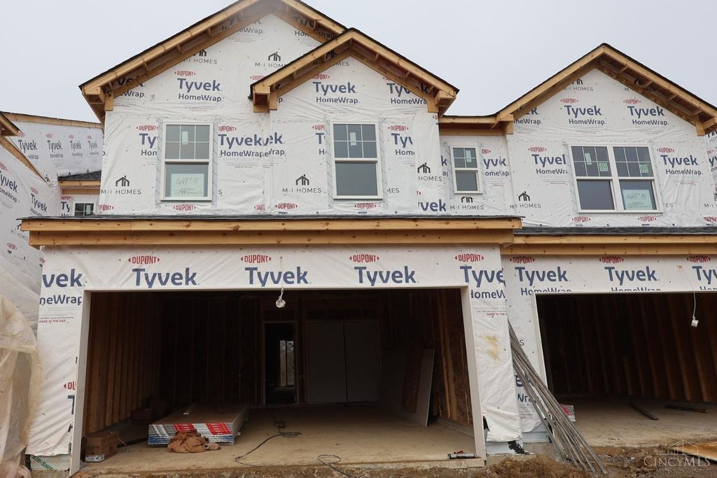 7249 Grandway Drive, West Chester, OH 45069