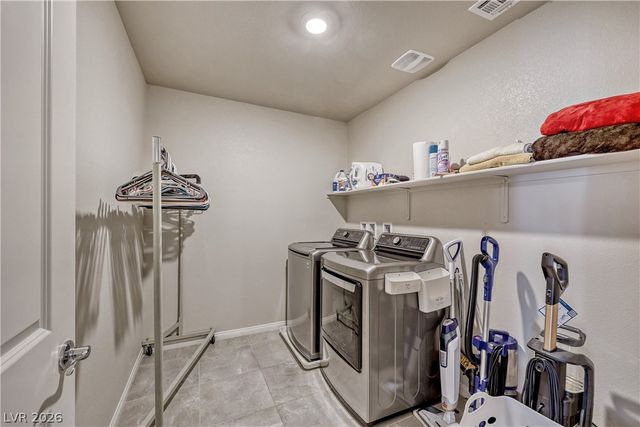 7908 Stone Forest Street, North Las Vegas, NV 89084