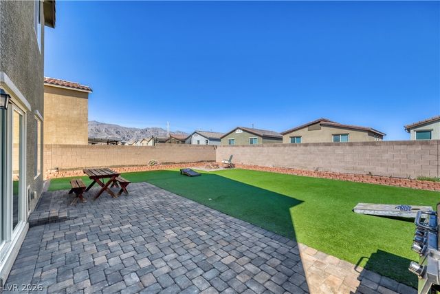 7908 Stone Forest Street, North Las Vegas, NV 89084