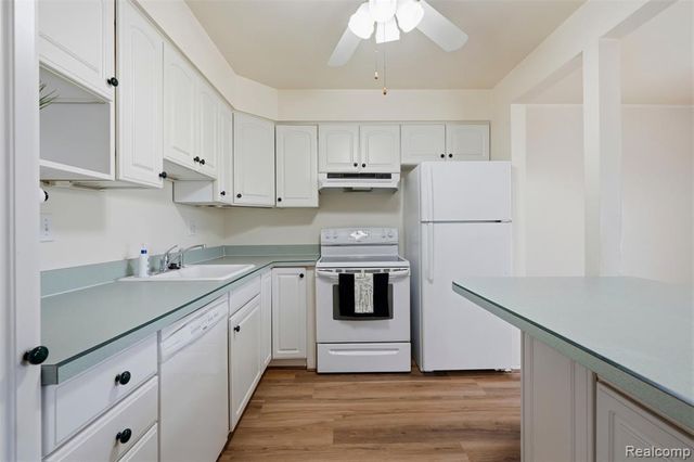 7325 Woodview Street 1, Westland, MI 48185