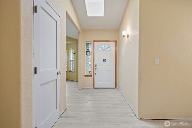 5423 33rd Court SE, Lacey, WA 98503