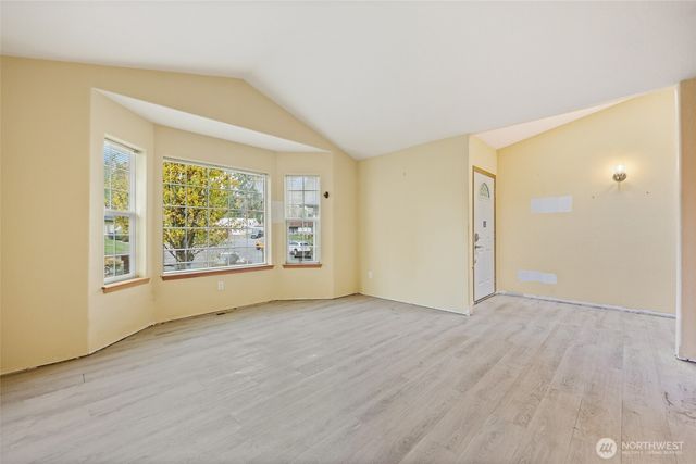 5423 33rd Court SE, Lacey, WA 98503