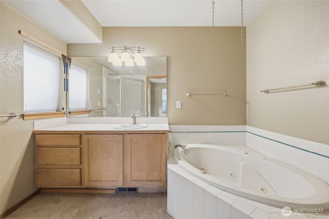 5423 33rd Court SE, Lacey, WA 98503