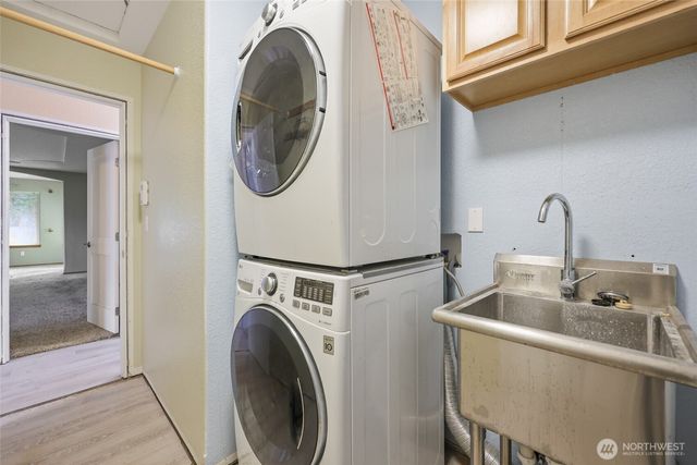 5423 33rd Court SE, Lacey, WA 98503