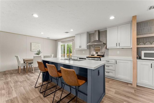 4046 Holly Springs Road, Gillsville, GA 30543