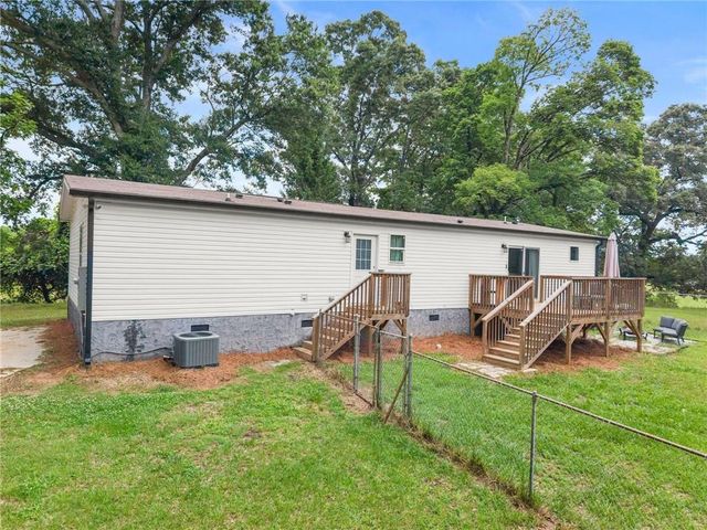 4046 Holly Springs Road, Gillsville, GA 30543
