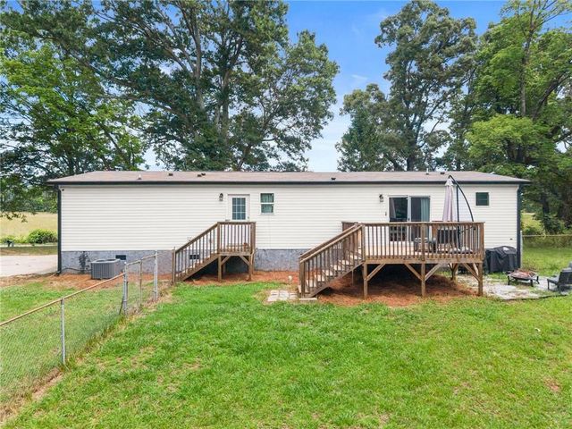 4046 Holly Springs Road, Gillsville, GA 30543