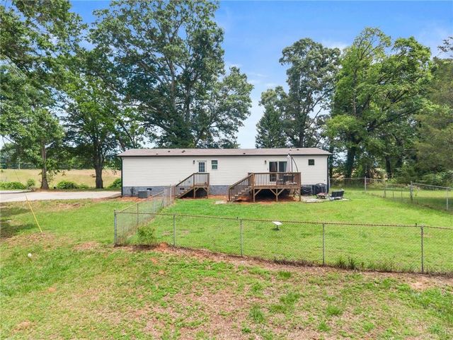 4046 Holly Springs Road, Gillsville, GA 30543