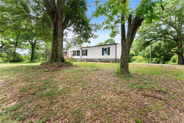 4046 Holly Springs Road, Gillsville, GA 30543