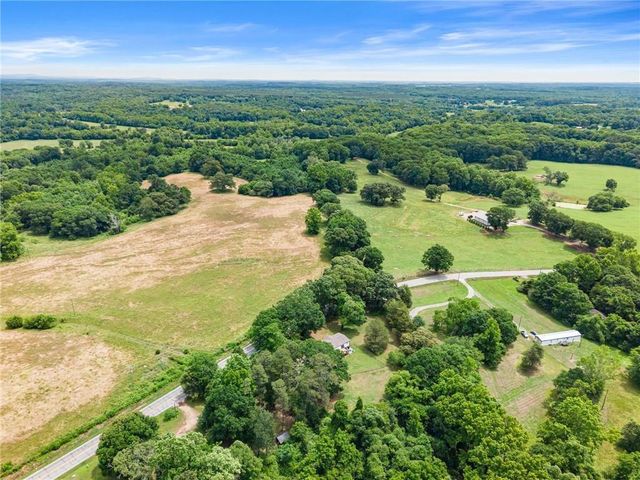 4046 Holly Springs Road, Gillsville, GA 30543