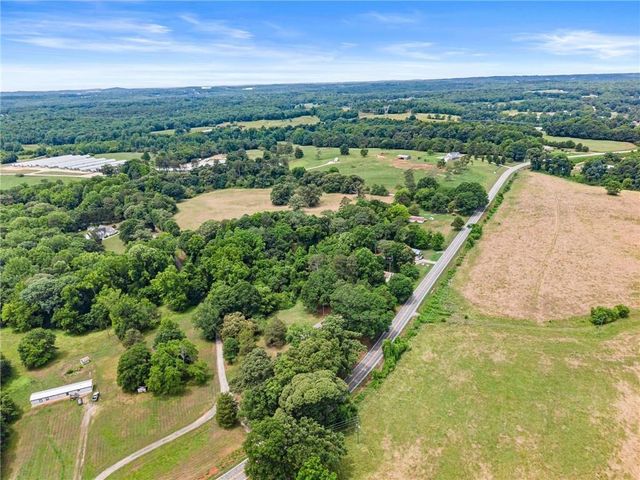 4046 Holly Springs Road, Gillsville, GA 30543