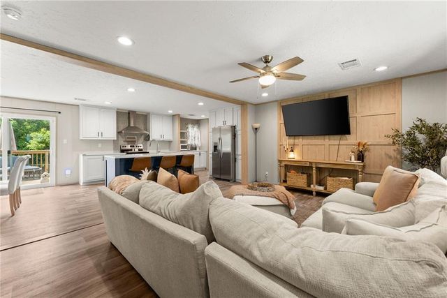 4046 Holly Springs Road, Gillsville, GA 30543