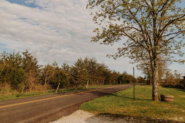 6177 746 Highway, Wellington, KY 40387