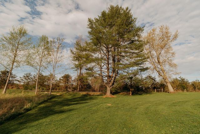 6177 746 Highway, Wellington, KY 40387