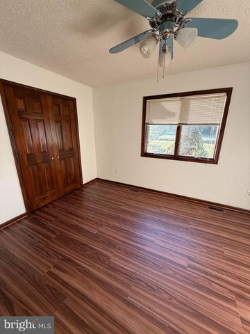 196 KENNEDY BLVD, Elkton, MD 21921