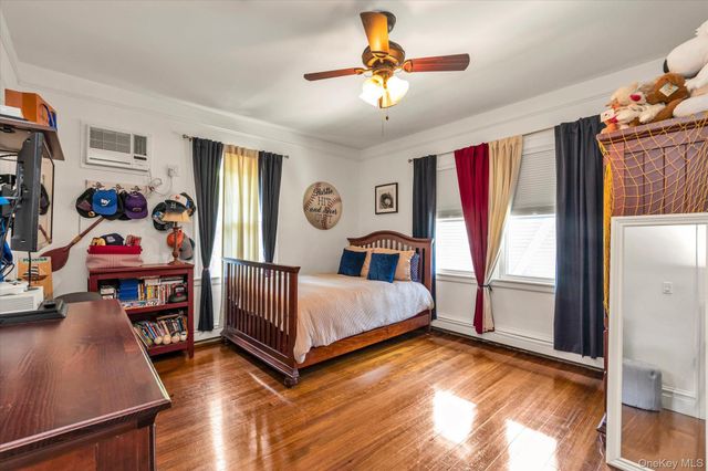1051 Roselle Place, Woodmere, NY 11598