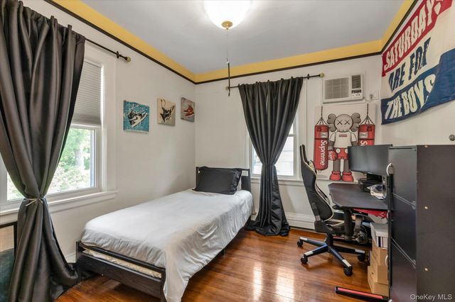 1051 Roselle Place, Woodmere, NY 11598
