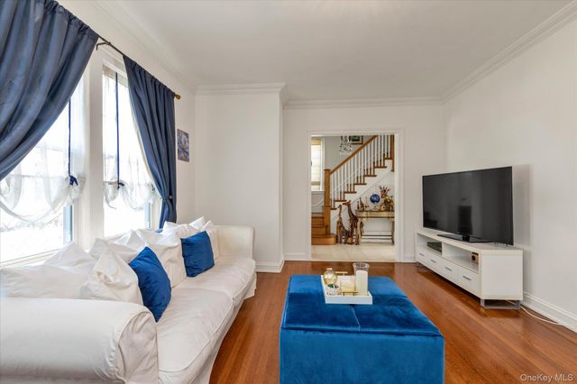 1051 Roselle Place, Woodmere, NY 11598