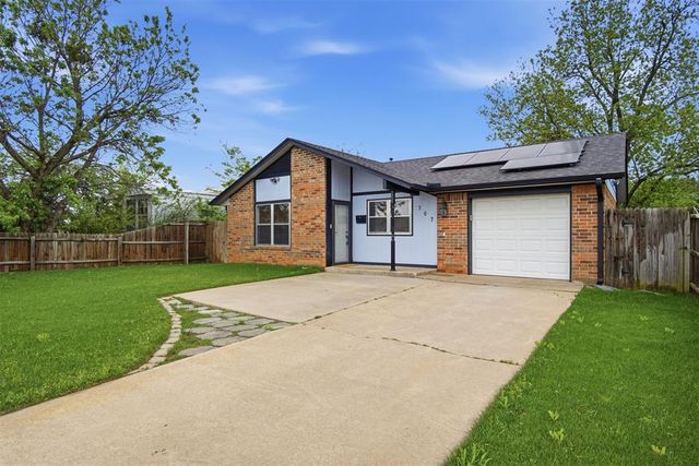 707 W 7th Street, Shawnee, OK 74801