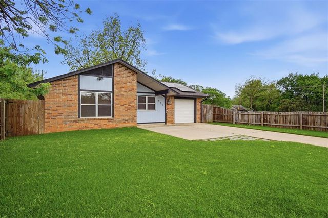 707 W 7th Street, Shawnee, OK 74801